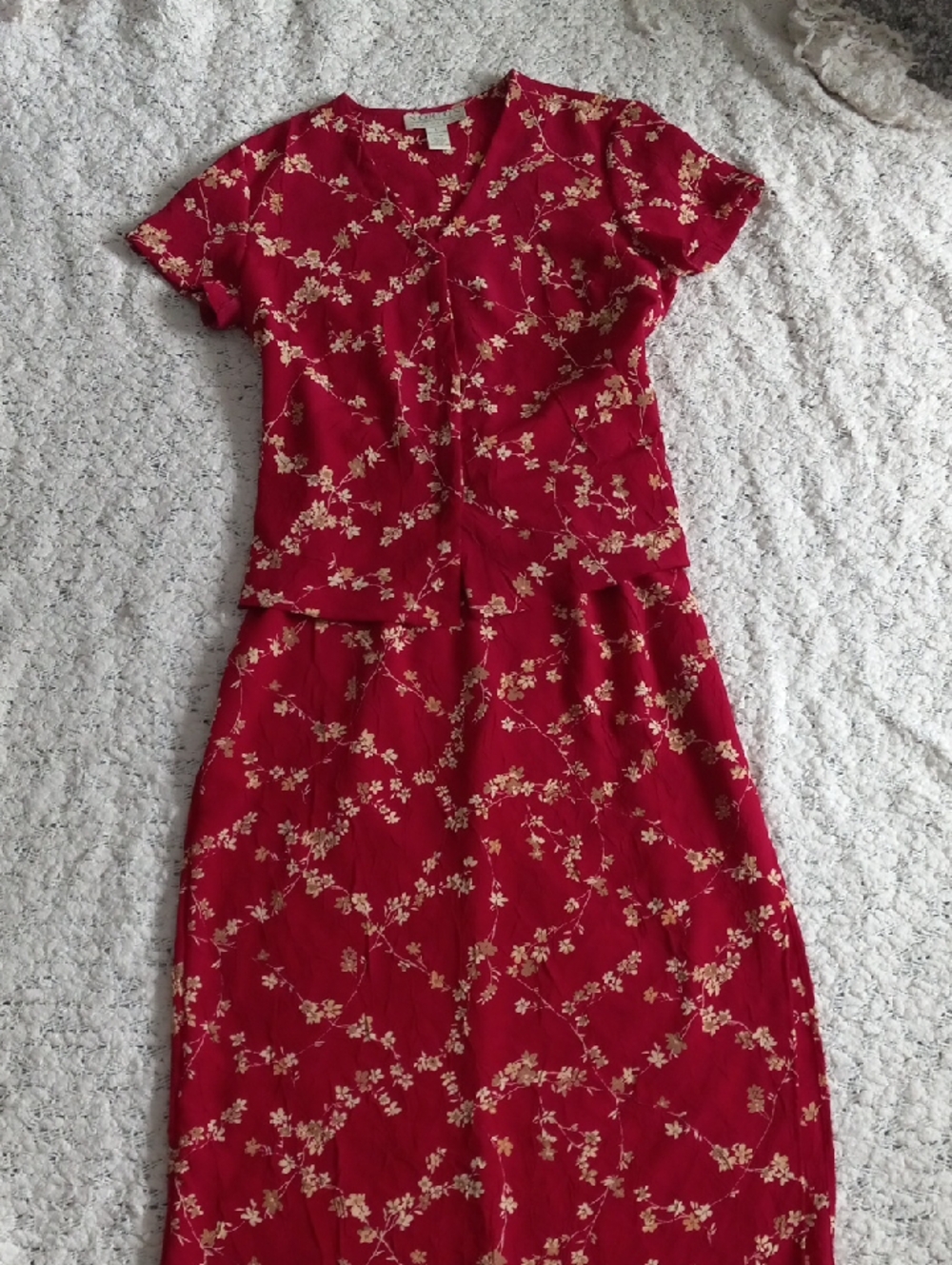 Norton McNaughton Red Floral Set Top And Skirt Size L